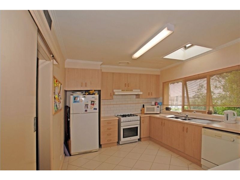 1/11 Braeside Avenue, Ringwood East VIC 3135