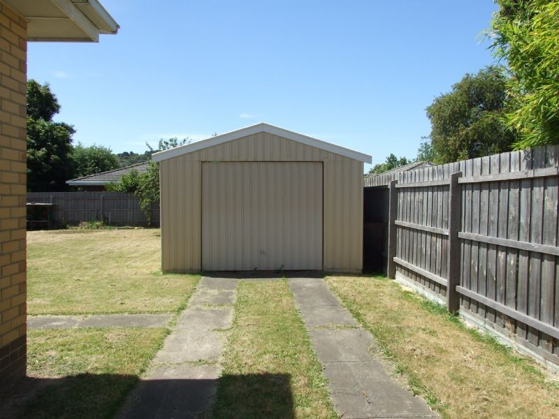 28 Bond Street, Ringwood VIC 3134