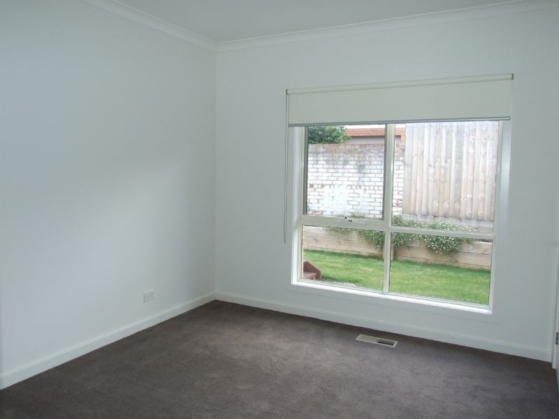 2/97-99 Wantirna Road, Ringwood VIC 3134