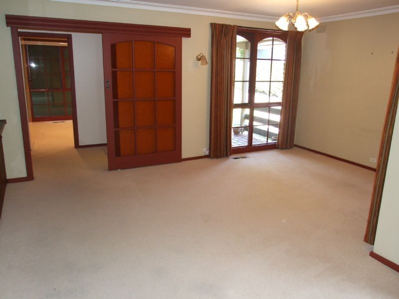 7 Golden Grove, Ringwood VIC 3134