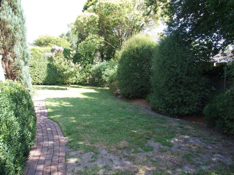 7 Golden Grove, Ringwood VIC 3134