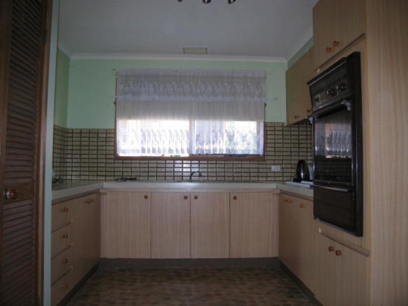 34 Bemboka Road, Croydon Hills VIC 3136