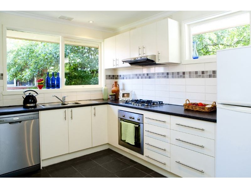 1/30 Mount Dandenong Road, Ringwood East VIC 3135