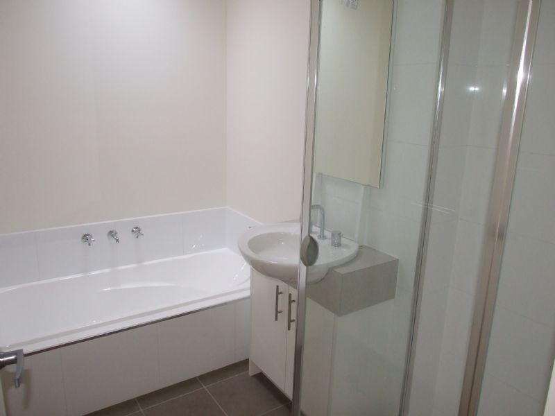 2/6 Wicklow Avenue, Croydon VIC 3136