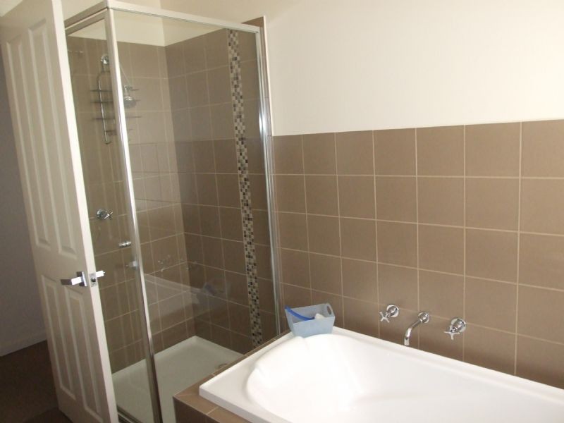 159 A Manchester Road, Mooroolbark VIC 3138