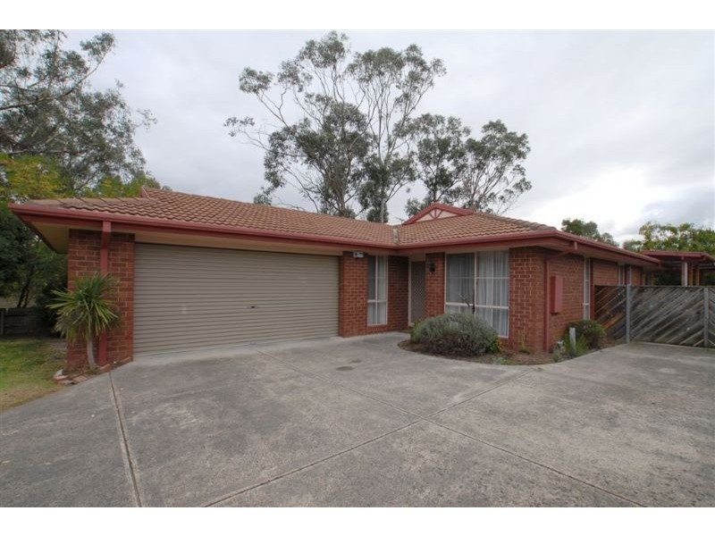 32 Handasyde Avenue, Kilsyth South VIC 3137