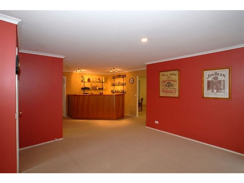 32 Handasyde Avenue, Kilsyth South VIC 3137