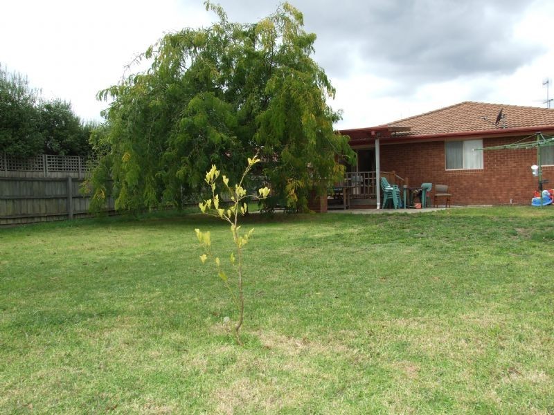 32 Handasyde Avenue, Kilsyth South VIC 3137