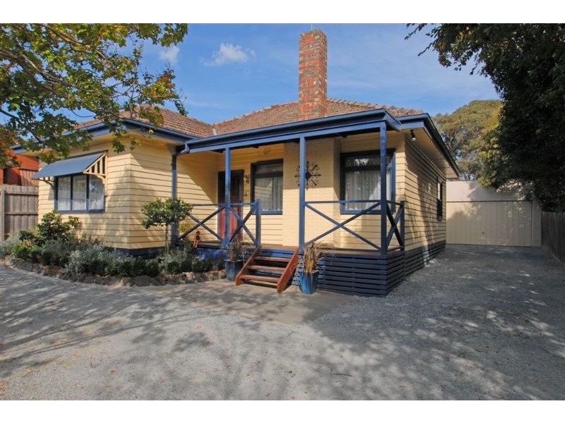 20 Bedford Road, Ringwood VIC 3134