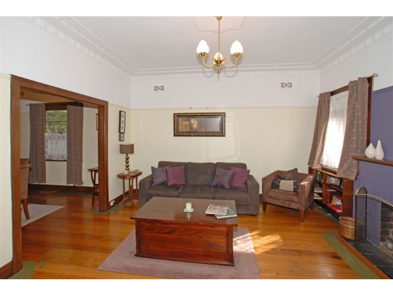 20 Bedford Road, Ringwood VIC 3134