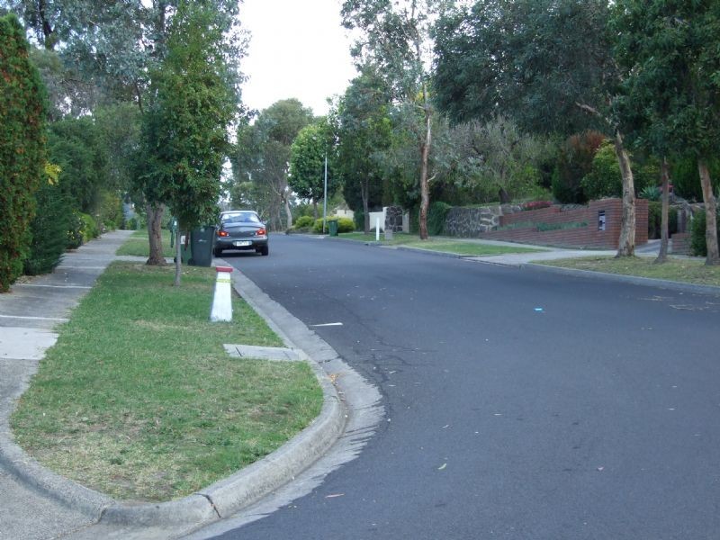 10 Menzies Crescent, Ringwood North VIC 3134