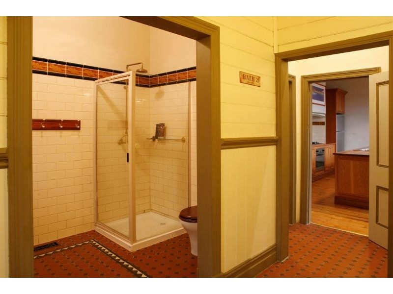 16 Kemps Street, Ringwood East VIC 3135