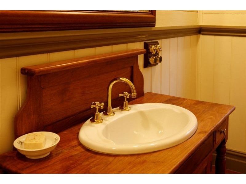 16 Kemps Street, Ringwood East VIC 3135