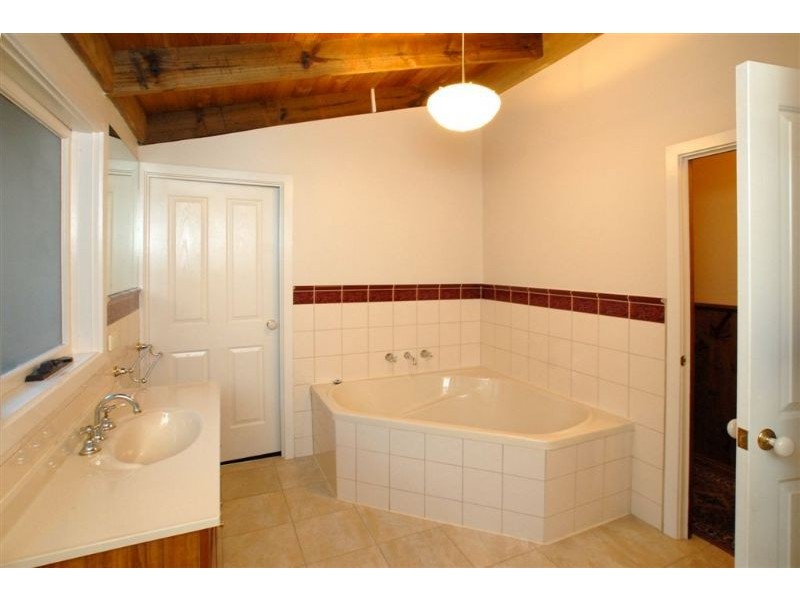 6 Worcester Street, Lilydale VIC 3140