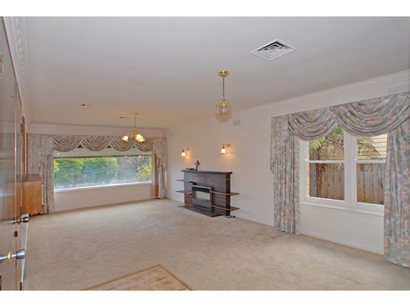 158 Mount Dandenong Road, Ringwood East VIC 3135