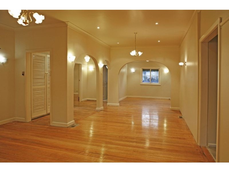 87 Heathmont Road, Heathmont VIC 3135