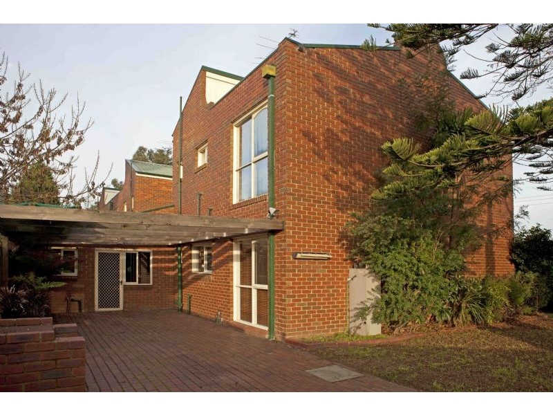 104 Mount Dandenong Road, Ringwood East VIC 3135