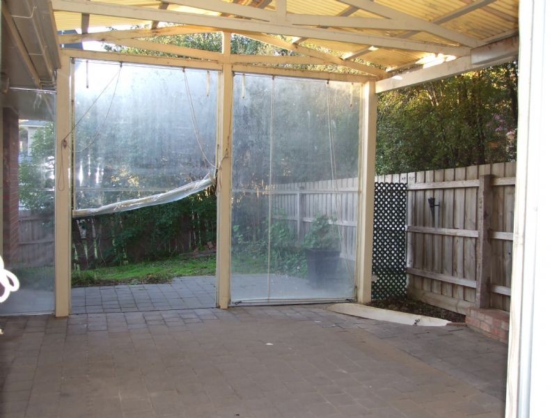 2/14 Through Road, Ringwood North VIC 3134