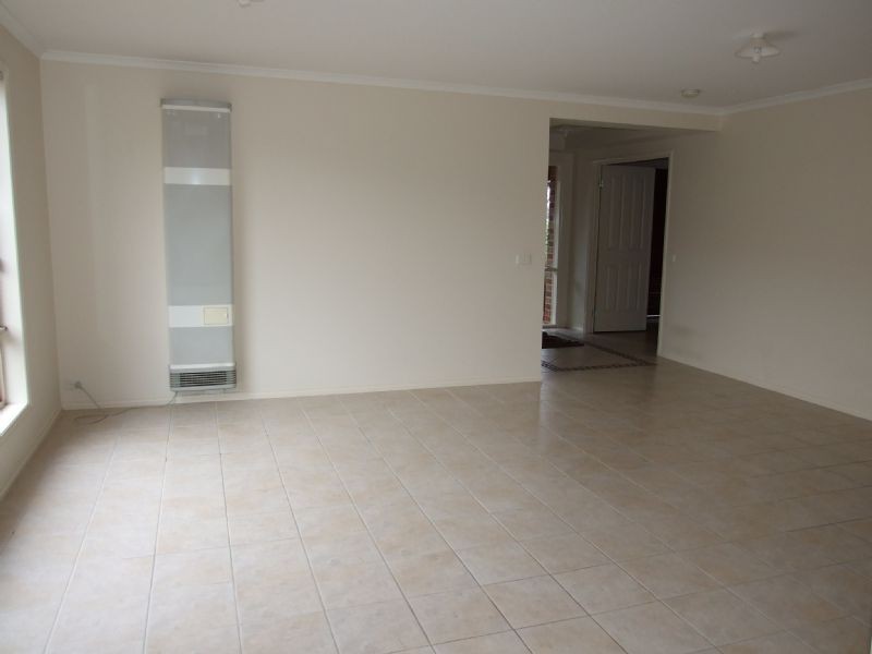 9 Bronze Wing Street, South Morang VIC 3752