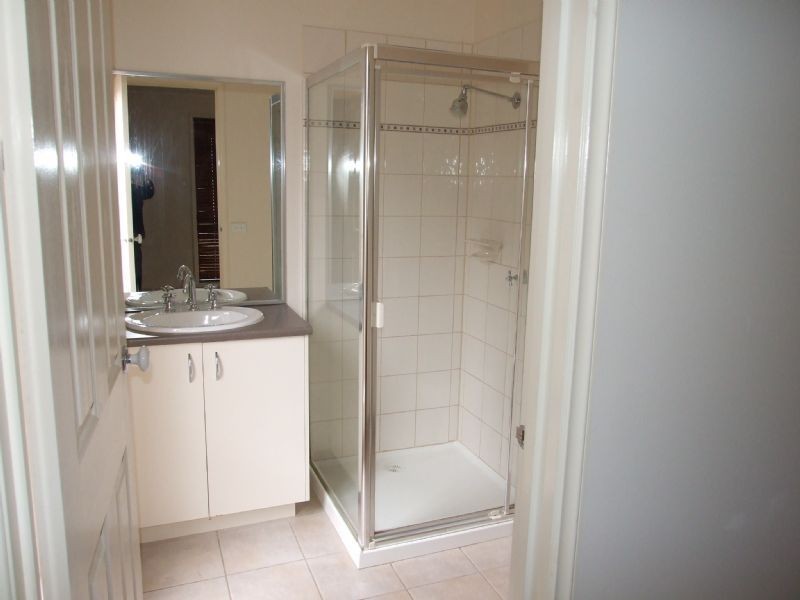 9 Bronze Wing Street, South Morang VIC 3752