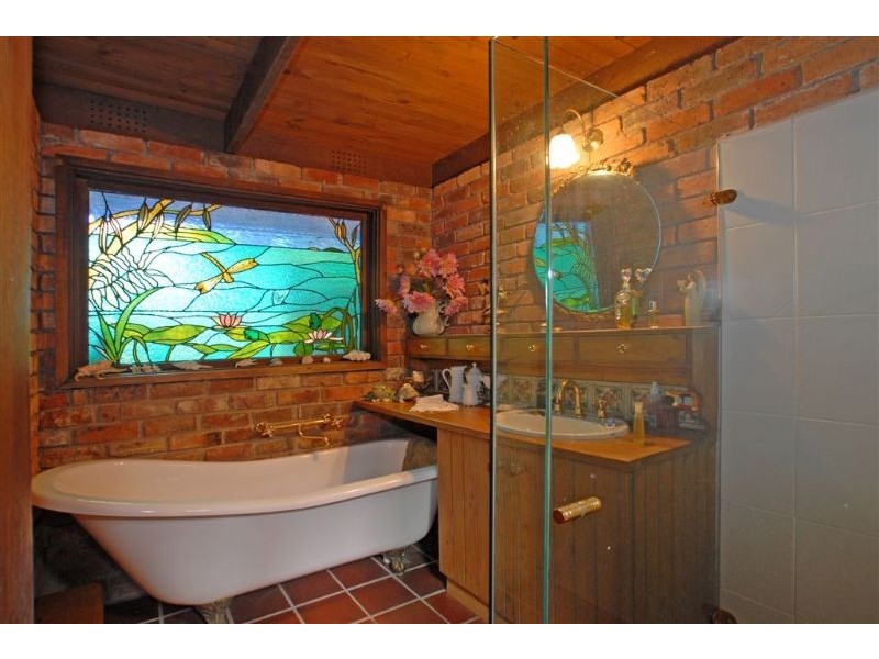 120 Longview Road, Croydon South VIC 3136