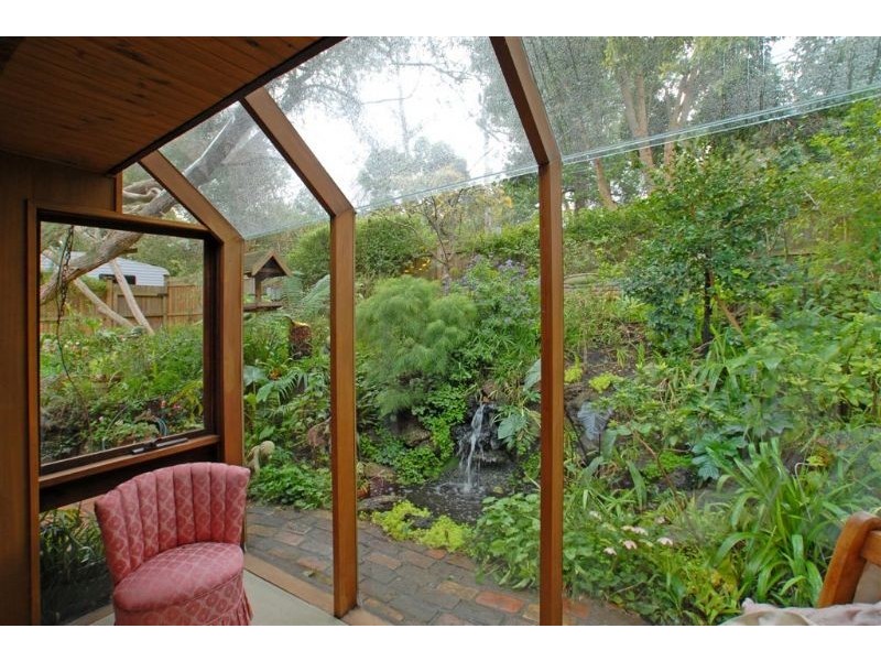 120 Longview Road, Croydon South VIC 3136