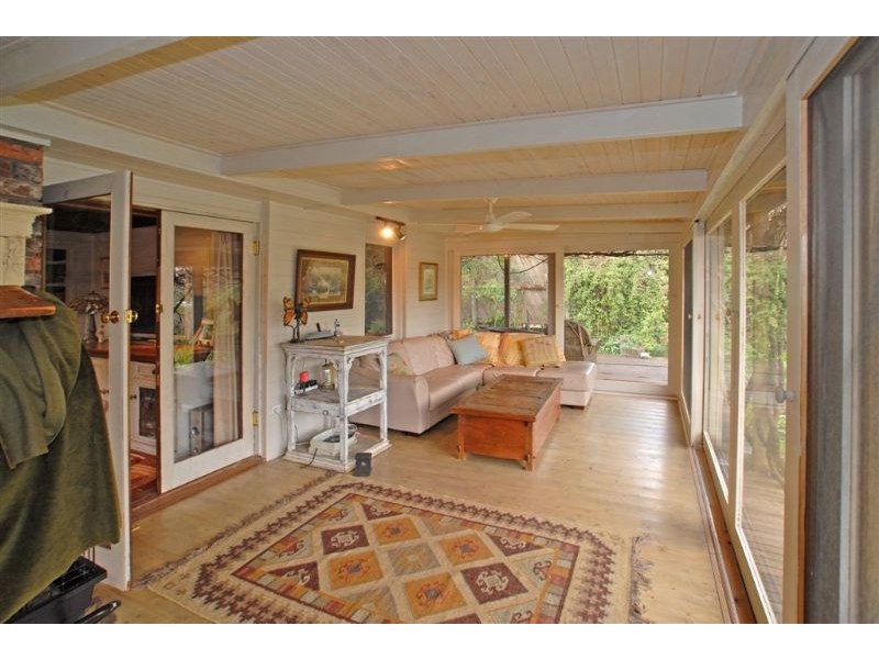 120 Longview Road, Croydon South VIC 3136
