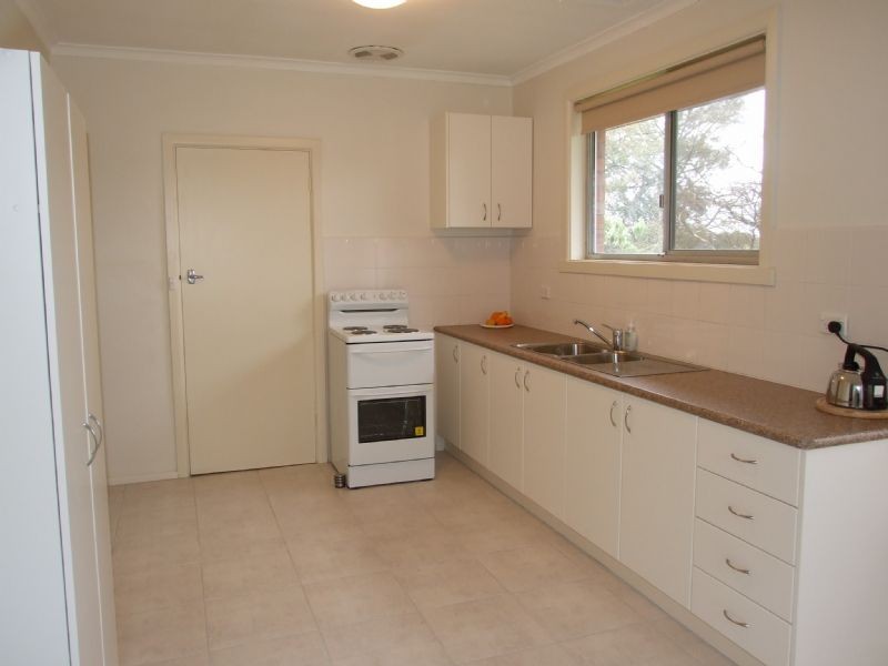 11 Russet Road, Ringwood East VIC 3135