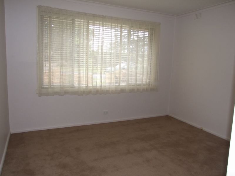 11 Russet Road, Ringwood East VIC 3135