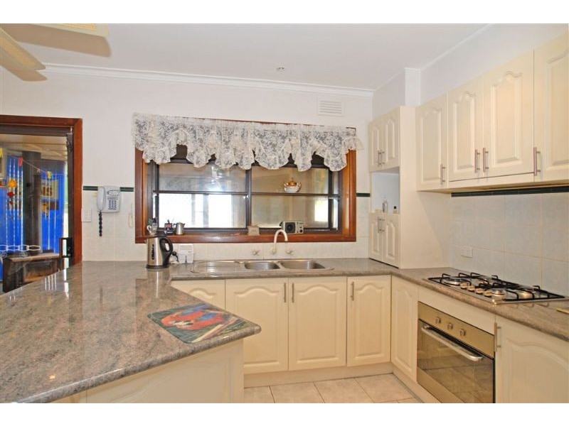 19 Old Lilydale Road, Ringwood East VIC 3135