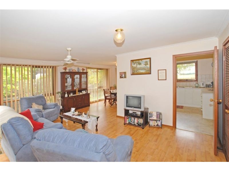 2/17 Heywood Street, Ringwood VIC 3134