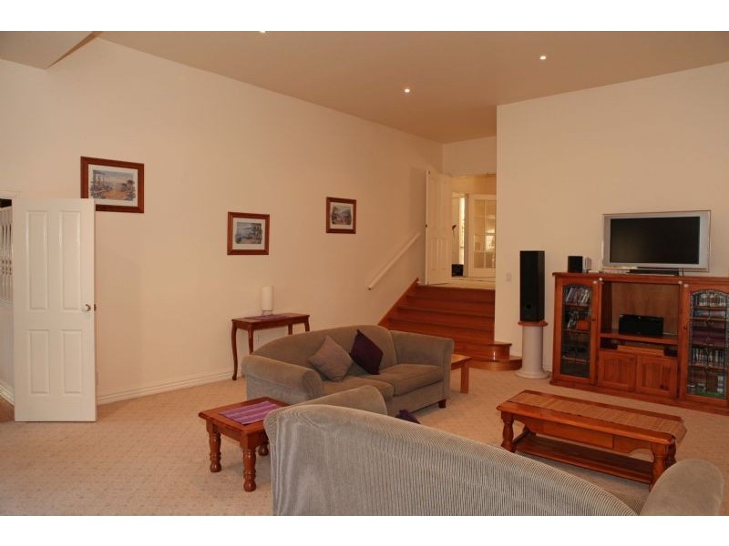 9 Timberglades, Park Orchards VIC 3114
