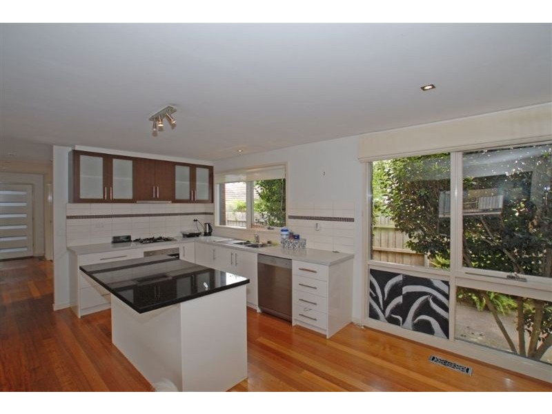 21 Westmore Drive, Heathmont VIC 3135