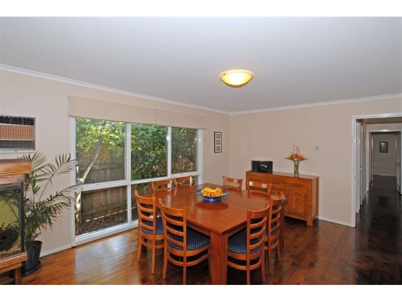 17 Middlebrook Drive, Ringwood North VIC 3134