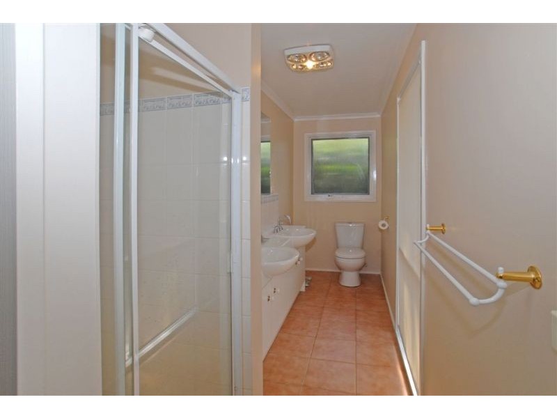 17 Middlebrook Drive, Ringwood North VIC 3134