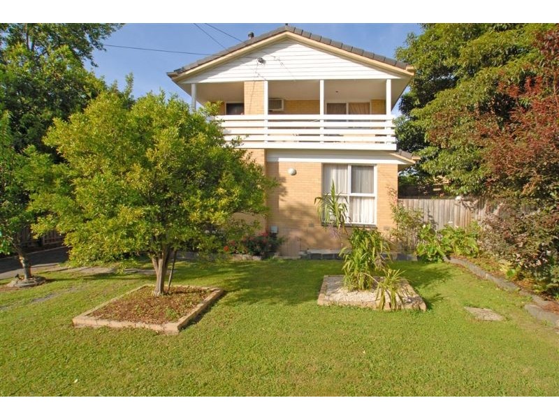6 Golden Grove, Ringwood VIC 3134