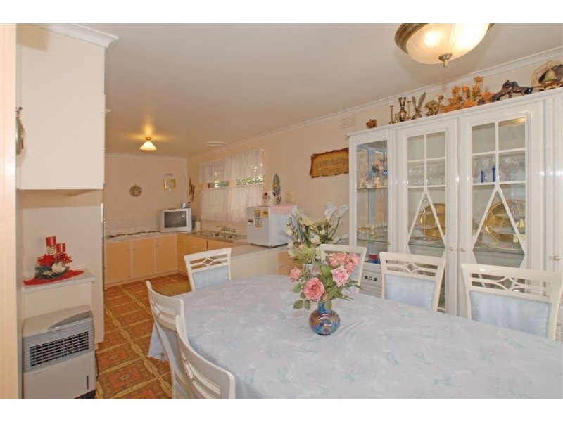 6 Golden Grove, Ringwood VIC 3134