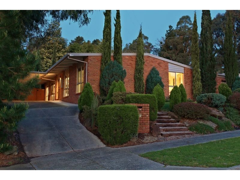 12 Crestview Close, Montrose VIC 3765