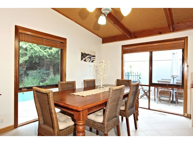 12 Crestview Close, Montrose VIC 3765