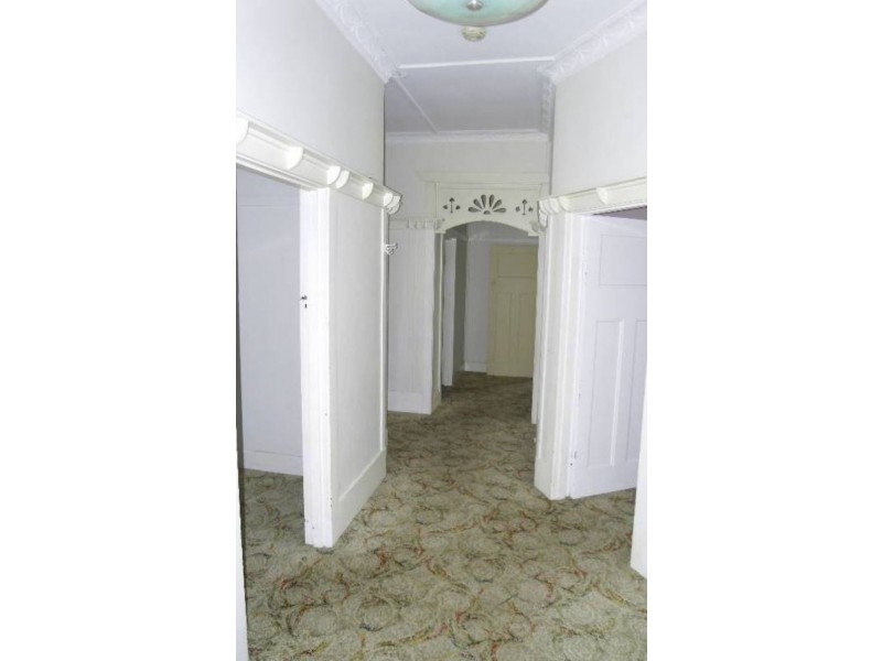 25 Simpsons Road, Box Hill VIC 3128