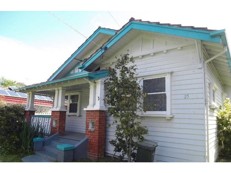 25 Simpsons Road, Box Hill VIC 3128