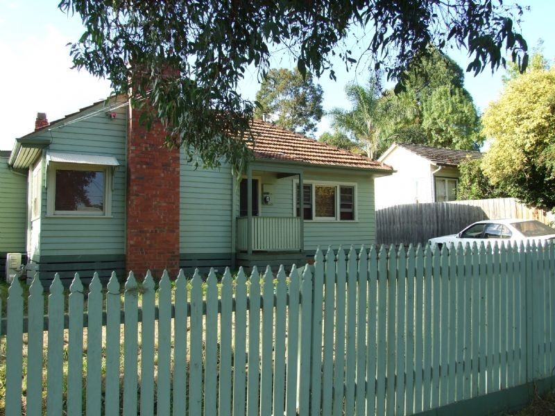 9 Eastfield Road, Ringwood East VIC 3135