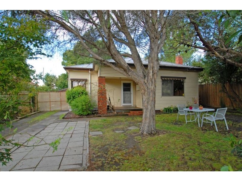 33 Kendall Street, Ringwood VIC 3134