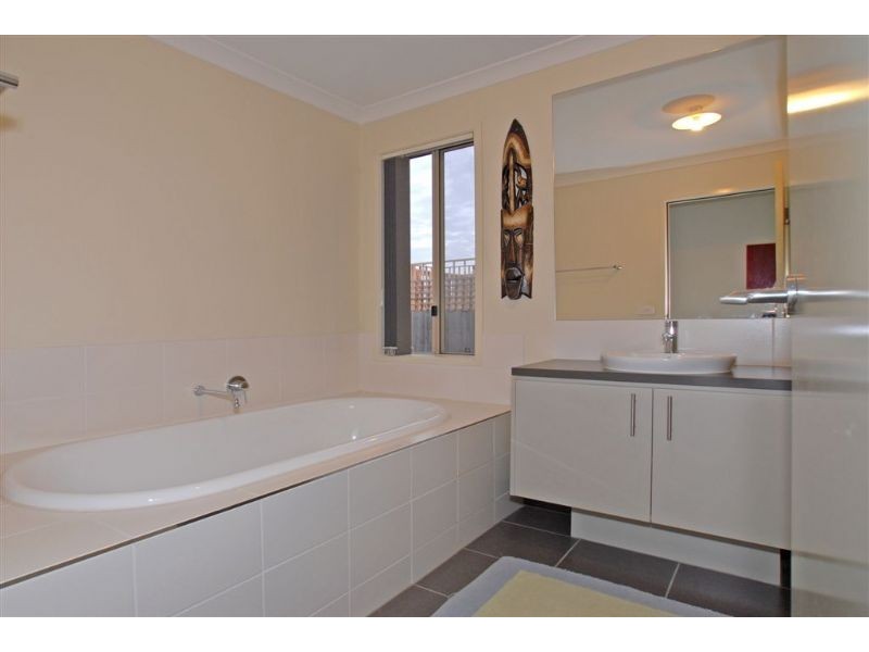 1 Guest Close, Ringwood East VIC 3135