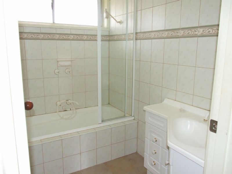 28 Leslie Grove, Ringwood North VIC 3134