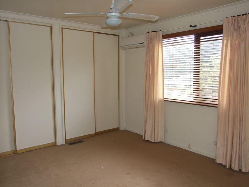 28 Leslie Grove, Ringwood North VIC 3134