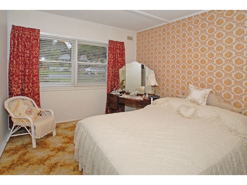 6 Miller Grove, Ringwood East VIC 3135