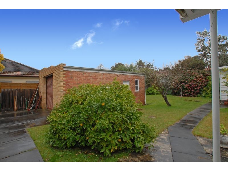 6 Miller Grove, Ringwood East VIC 3135