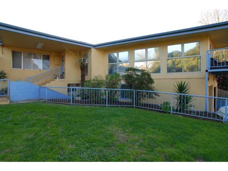 6 Sherman Drive, Bayswater North VIC 3153