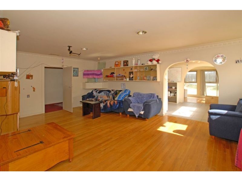 6 Sherman Drive, Bayswater North VIC 3153